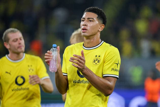 Dortmund, Deutschland: 08.09..2026 - UEFA Champions League 2026 27 - Borussia Dortmund vs. FC Villarreal Im Bild: Jobe Bellingham (BVB) beim Abschlussjubel nach dem 3:2 Sieg gegen Villarreal (DFL DFB REGULATIONS PROHIBIT ANY USE OF PHOTOGRAPHS as IMAGE SEQUENCES and or QUASI-VIDEO)