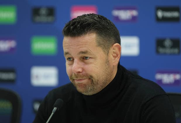 Carabao Cup - Crystal Palace v Middlesbrough LONDON, ENGLAND, SEPTEMBER 8: Pierre Sage Manager of Crystal Palace during his post match press conference, PK, Pressekonferenz after the 3-0 victory during the Carabao Cup Third Round match between Crystal Palace v Middlesbrough at Selhurst Park Stadium, London, England, on September 8. (Photo by Daniel Weir) London Selhurst Park Stadium England Copyright: xDanielxWeir SportsxPressxPhotox Sportspressphoto_SPR226708