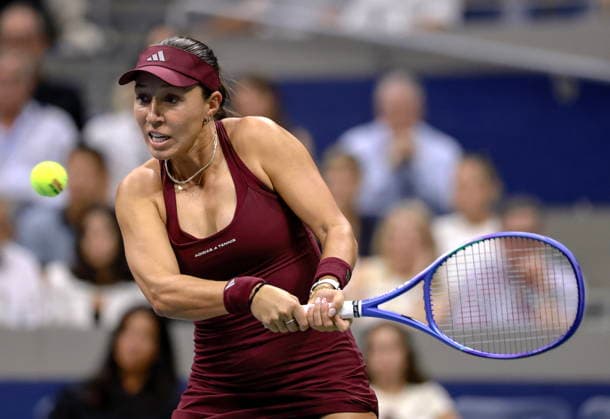 US Open tennis tournament - Day 10 Jessica Pegula of the USA in action against Emma Navarro of the USA during their Women s Singles Quarterfinals match of the US Open Tennis Championships at the USTA Billie Jean King National Tennis Center in Flushing Meadows, New York, USA, 08 September 2026. FLUSHING MEADOWS NEW YORK United States  Copyright: xCRISTOBALxHERRERA-ULASHKEVICHx
