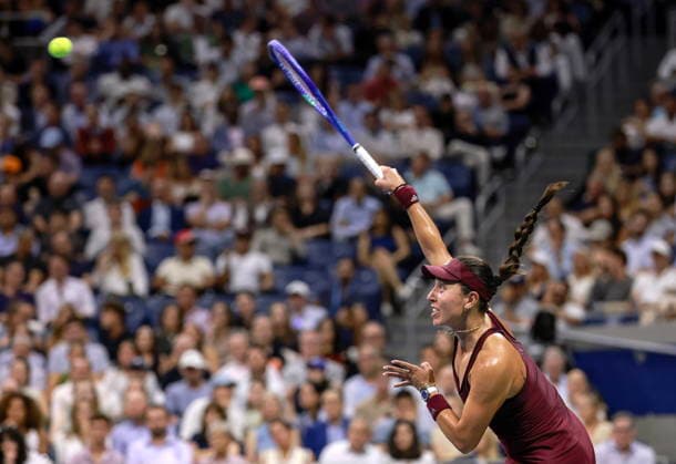 US Open tennis tournament - Day 10 Jessica Pegula of the USA in action against Emma Navarro of the USA during their Women s Singles Quarterfinals match of the US Open Tennis Championships at the USTA Billie Jean King National Tennis Center in Flushing Meadows, New York, USA, 08 September 2026. FLUSHING MEADOWS NEW YORK United States  Copyright: xCRISTOBALxHERRERA-ULASHKEVICHx