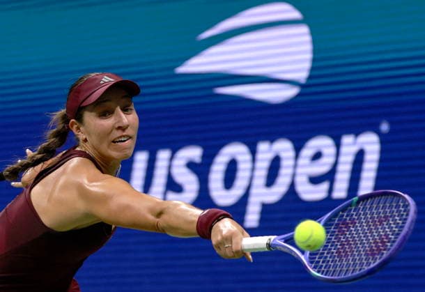 US Open tennis tournament - Day 10 Jessica Pegula of the USA in action against Emma Navarro of the USA during their Women s Singles Quarterfinals match of the US Open Tennis Championships at the USTA Billie Jean King National Tennis Center in Flushing Meadows, New York, USA, 08 September 2026. FLUSHING MEADOWS NEW YORK United States  Copyright: xCRISTOBALxHERRERA-ULASHKEVICHx