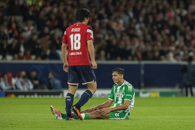 Facundo Bernal and Ayase Ueda seen during the during UEFA Champions League 26 27 League Phase - Matchday 1 match between teams of LOSC Lille and Real Betis Balompie (Jan Borys Ball Raw Images) Lille Decathlon Arena Stade Pierre-Mauroy France Copyright: xJanxBorysx janborys_lille_betis_26 27-30