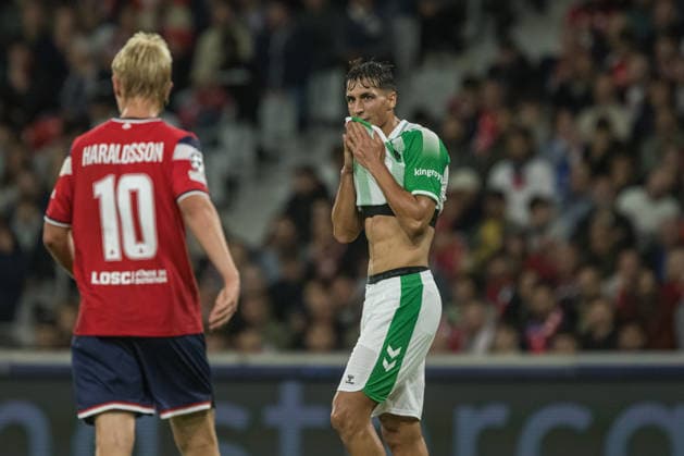 Facundo Bernal seen during the during UEFA Champions League 26 27 League Phase - Matchday 1 match between teams of LOSC Lille and Real Betis Balompie (Jan Borys Ball Raw Images) Lille Decathlon Arena Stade Pierre-Mauroy France Copyright: xJanxBorysx janborys_lille_betis_26 27-39
