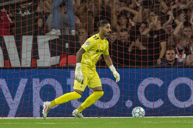 Alvaro Valles seen during the during UEFA Champions League 26 27 League Phase - Matchday 1 match between teams of LOSC Lille and Real Betis Balompie (Jan Borys Ball Raw Images) Lille Decathlon Arena Stade Pierre-Mauroy France Copyright: xJanxBorysx janborys_lille_betis_26 27-42