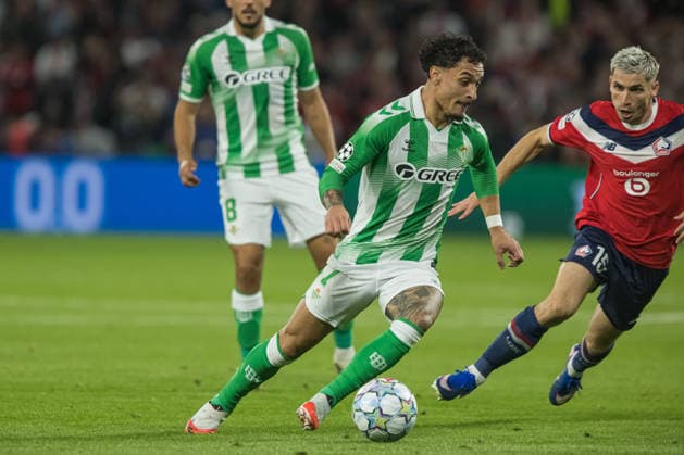Antony and Romain Perraud seen during the during UEFA Champions League 26 27 League Phase - Matchday 1 match between teams of LOSC Lille and Real Betis Balompie (Jan Borys Ball Raw Images) Lille Decathlon Arena Stade Pierre-Mauroy France Copyright: xJanxBorysx janborys_lille_betis_26 27