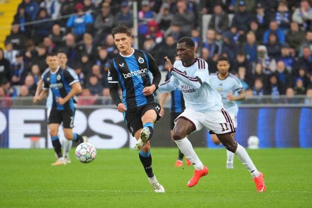 Freddie Potts of Club Brugge and Nicolas Jackson of Aston Villa Club Brugge v Aston Villa, UEFA Champions League, League Stage, Football, Jan Breydel Stadium, Brugge, Belgium - 08 Sep 2026Brugge Jan Breydel Stadium Belgium  Copyright: xDavexWInter Shutterstockx 17139355fs