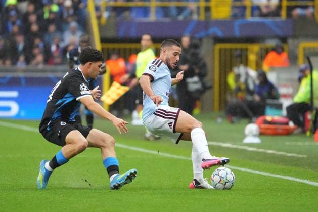 Emiliano Buendia of Aston Villa holds off Kyriani Sabbe of Club Brugge Club Brugge v Aston Villa, UEFA Champions League, League Stage, Football, Jan Breydel Stadium, Brugge, Belgium - 08 Sep 2026Brugge Jan Breydel Stadium Belgium  Copyright: xDavexWInter Shutterstockx 17139355gi