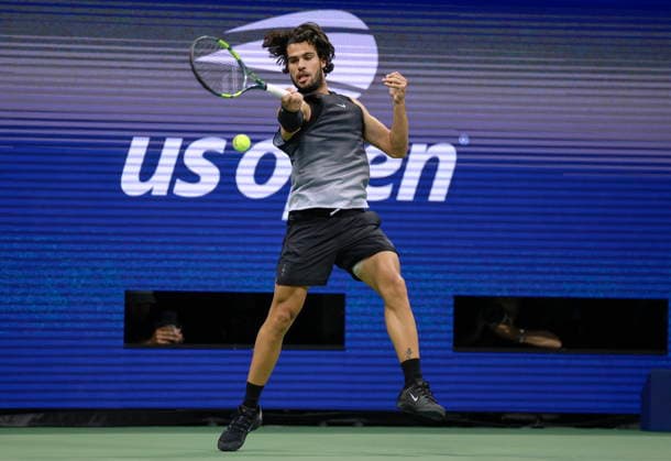 US Open tennis tournament - Day 10 Carlos Alcaraz of Spain in action against Ben Shelton of the USA during their Men s Singles Quarterfinals match of the US Open Tennis Championships at the USTA Billie Jean King National Tennis Center in Flushing Meadows, New York, USA, 08 September 2026. FLUSHING MEADOWS NEW YORK United States  Copyright: xCRISTOBALxHERRERA-ULASHKEVICHx