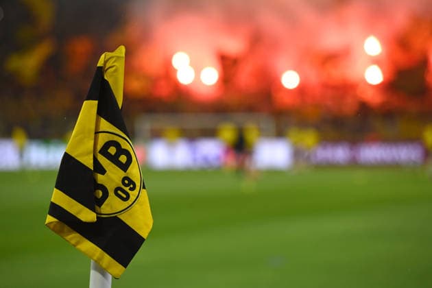 Borussia Dortmund fans set off pyrotechnics, pyro, smoke bombs, flares, and light flares, Borussia Dortmund vs. FC Villarreal 3–2 Soccer UEFA Champions League Group Stage Matchday 1, on September 8, 2026, in Dortmund, Germany. UEFA regulations prohibit any use of photographs as image sequences and or quasi-video.