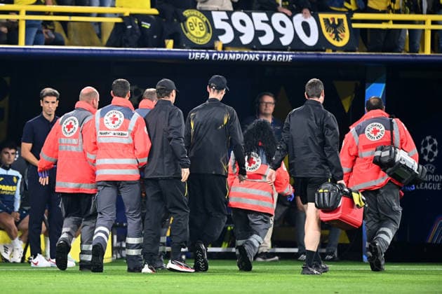 Konstantinos KARETSAS (DO) Injury, injured, in pain, carried off the field on a stretcher, Borussia Dortmund vs. Villarreal CF 3–2 Soccer UEFA Champions League Group Stage Matchday 1, on September 8, 2026, in Dortmund, Germany. UEFA regulations prohibit any use of photographs as image sequences and or quasi-video.