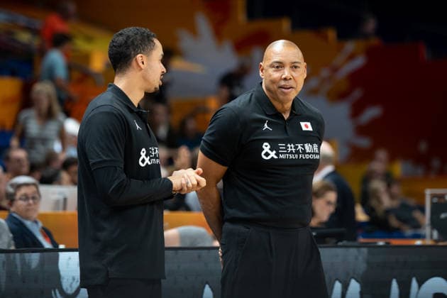 Hungary V Japan: Qualification To Quarter-Finals - FIBA Women s Basketball World Cup Germany 2026 Corey Gaines, head coach of the Japan national team, Nationalteam is seen during the FIBA Women s Basketball World Cup 2026 qualification match between Hungary and Japan in Berlin, Germany, on September 8, 2026. Berlin Germany  Copyright: xMarcinxGolbax originalFilename:golba-hungaryv260908_npFcA.jpg