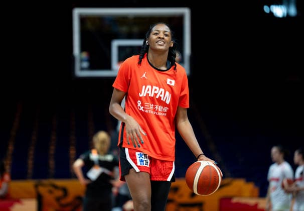 Hungary V Japan: Qualification To Quarter-Finals - FIBA Women s Basketball World Cup Germany 2026 Stephanie Mawuli warms up before the FIBA Women s Basketball World Cup 2026 qualification match between Hungary and Japan in Berlin, Germany, on September 8, 2026. Berlin Germany  Copyright: xMarcinxGolbax originalFilename:golba-hungaryv260908_npZRS.jpg