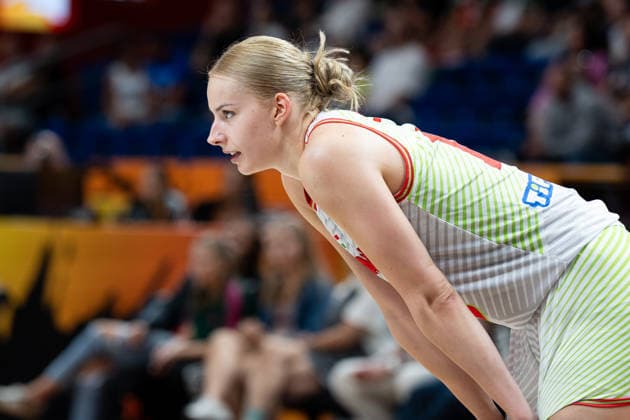 Hungary V Japan: Qualification To Quarter-Finals - FIBA Women s Basketball World Cup Germany 2026 Dorka Juhasz plays during the FIBA Women s Basketball World Cup 2026 qualification match between Hungary and Japan in Berlin, Germany, on September 8, 2026. Berlin Germany  Copyright: xMarcinxGolbax originalFilename:golba-hungaryv260908_np4UF.jpg