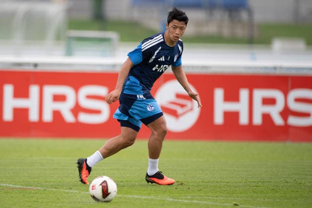 Hwang Hee-chan (GE) Aktion, Einzelaktion Training des FC Schalke 04 (GE) am 08.09.2026 auf dem Trainingsgelaende in Gelsenkirchen Deutschland. Â *** Hwang Hee-chan: Individual Drill at FC Schalke 04 s Training Session on September 8, 2026, at the Training Facility in Gelsenkirchen, Germany Â