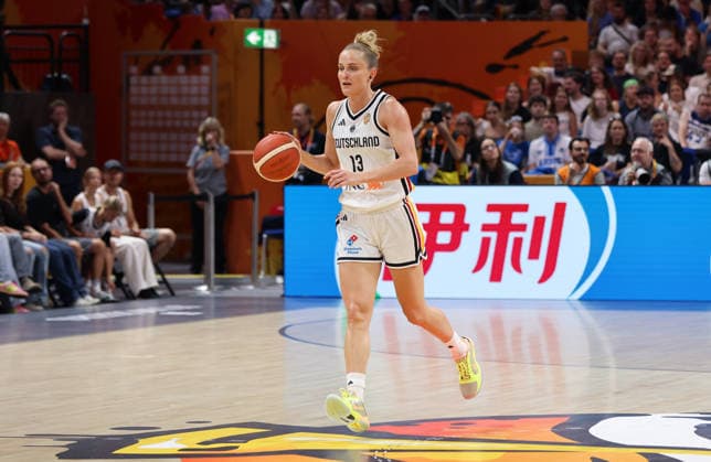 Leonie Fiebich with the ball - Single image, cutout, action, sports, basketball, FIBA World Cup, Women s World Championship, 2026-2027 season, August 9, 2026, DBB, Germany (GER) vs. South Korea (KOR)