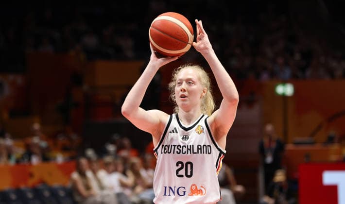 Frieda Bühner takes a free throw; Upper Body; Sports; Basketball; FIBA World Cup; Women s World Championship; 2026-2027 Season; August 9, 2026; DBB; Germany (GER) vs. South Korea (KOR)