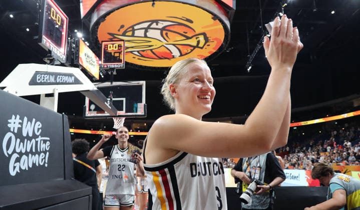 Emma Eichmeyer, the German team cheers and celebrates reaching the quarterfinals in basketball at the FIBA Women s World Cup, 2026-2027 season, August 9, 2026, DBB Germany (GER) vs. South Korea (KOR)