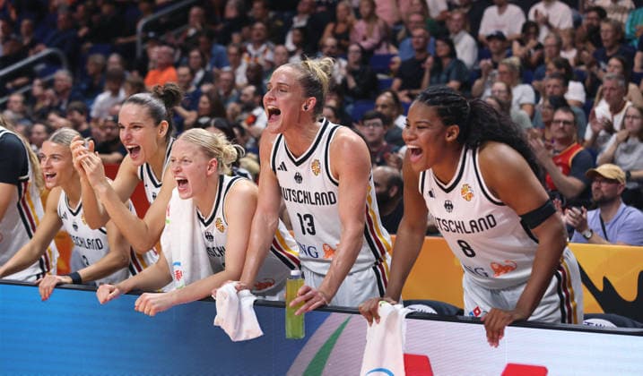 Alexandra Wilke, Clara Bielefeld, Emma Eichmeyer, Leonie Fiebich, Nyara Sabally celebrating joy emotion cheering sports basketball FIBA World Cup World Championship women s World Cup season 2026 2027 August 9, 2026 DBB Germany GER vs. South Korea KOR