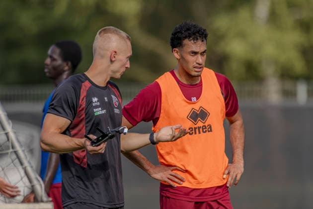Ingolstadt, Germany, September 8, 2026; 3. Liga 2026–2027; FC Ingolstadt 04 Training; Pictured from left: Game Analyst Yannick Schmidt (FCI) and Nishan Velupillay (FCI); Audi Sportpark Bayern Training Facility Copyright: xFotostandx xSchäferx