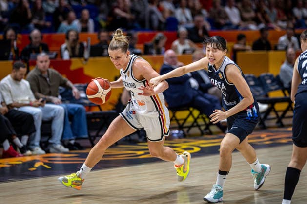 Basketball Berlin, September 8, 2026, FIBA Women s Basketball World Cup Germany 2026, Quarterfinal Qualifier: Germany (GER) vs. South Korea (KOR), Leonie Fiebich (Germany, No. 13) vs. Yoolim Kang (South Korea, No. 10)