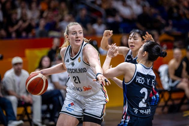 Basketball Berlin, September 8, 2026 FIBA Women s Basketball World Cup Germany 2026 Quarterfinal Qualifier Germany (GER) vs. South Korea (KOR) Marie Gülich (Germany, No. 21) Yeeun Heo (South Korea, No. 02)