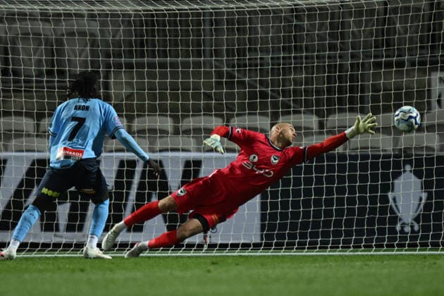 AUSTRALIA CUP SYDNEY VICTORY, Goalkeeper Jack Duncan of the Victory during the Australia Cup semi-final between Sydney FC and Melbourne Victory at Jubilee Stadium in Sydney, Wednesday, September 9, 2026. ( NO ARCHIVING, EDITORIAL USE ONLY SYDNEY NEW SOUTH WALES AUSTRALIA  Copyright: xDEANxLEWINSx 20260909190188810587