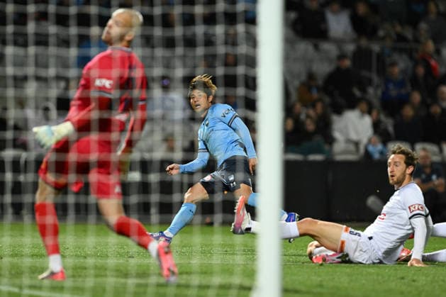 AUSTRALIA CUP SYDNEY VICTORY, Takahiro Sekine of Sydney FC with a missed shot at goal during the Australia Cup semi-final between Sydney FC and Melbourne Victory at Jubilee Stadium in Sydney, Wednesday, September 9, 2026. ( NO ARCHIVING, EDITORIAL USE ONLY SYDNEY NEW SOUTH WALES AUSTRALIA  Copyright: xDEANxLEWINSx 20260909195853125099