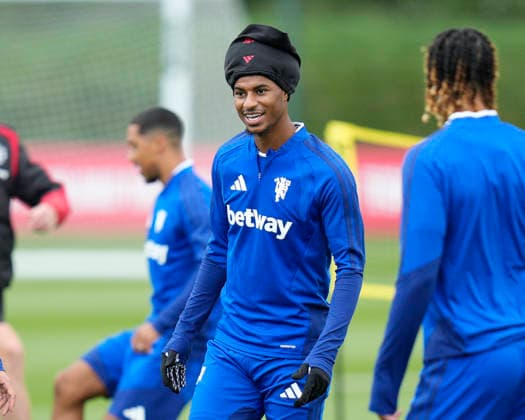 Manchester United, ManU Training Marcus Rashford of Manchester United jokes during the Manchester United Training Session at Carrington Training Centre ahead of the UEFA Champions League match v Sabah FK, Manchester, England on 9 September 2026 Credit: Steve Flynn Every Second Media Editorial use only. All images are copyright Every Second Media Limited. No images may be reproduced without prior permission. Copyright: xIMAGO EveryxSecondxMediax ESM-2148-0069 StevexFlynnx xEveryxSecondxMediax
