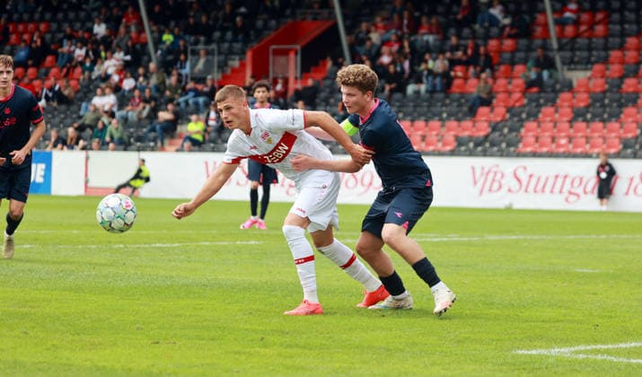 09 09 26 VfB Stuttgart U19 vs. Viking Stavanger U19, Germany, Großaspach, 09 09 2026, Soccer, UEFA Youth League, 2026–2027 Season, U19 VfB Stuttgart vs. U19 Viking Stavanger: L Enis Redzepi (U19 VfB Stuttgart), Aksel Tveit (U19 Viking Stavanger)