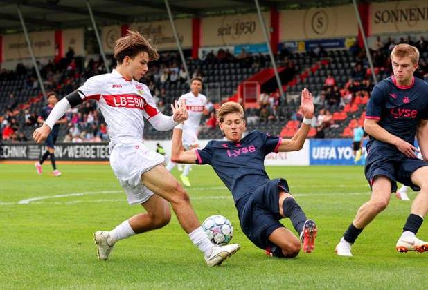 September 9, 2026, Stuttgart, Champions League, 2026–2027 season, VfB Stuttgart U19 vs. Viking U19, from left: Neno Zezelj (VfB), Jonathan Debes (FK)