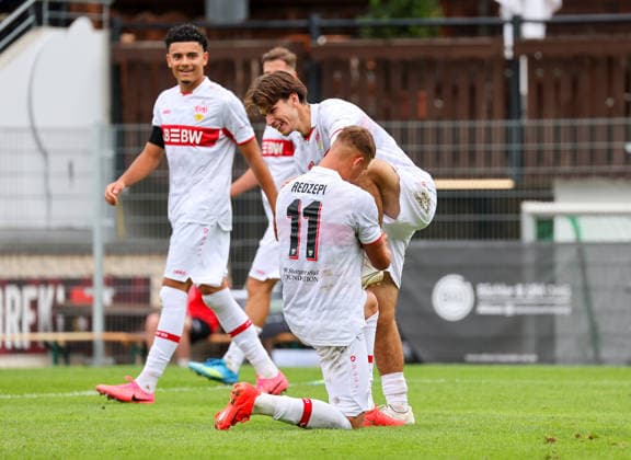 September 9, 2026, Stuttgart, Champions League soccer, 2026–2027 season, VfB Stuttgart U19 vs. Viking U19, celebration after the 4–0 goal; from left to right: Redzepi (VfB), goal scorer Neno Zezelj (VfB)
