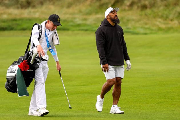 2026 Amgen Irish Open - Pro-Am, Trump International Golf Links, Doonbeg 9 9 2026 Connacht™s Bundee Aki walks up the first fairway Bundee Aki walks up the first fairway 9 9 2026  Copyright: xx BB2_0163