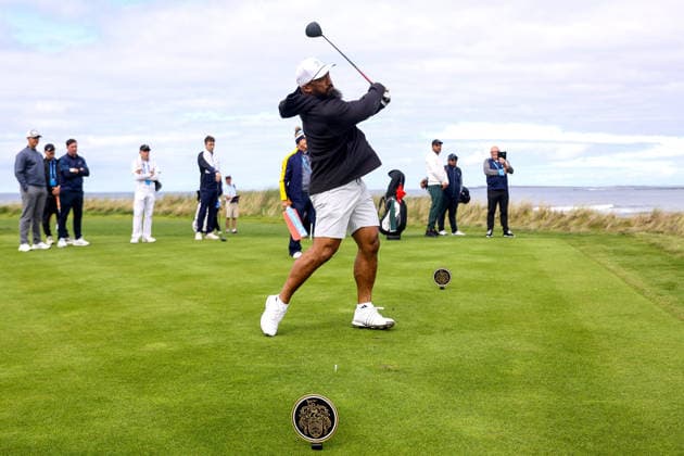 2026 Amgen Irish Open - Pro-Am, Trump International Golf Links, Doonbeg 9 9 2026 Connacht™s Bundee Aki tees off the first Bundee Aki tees off the first 9 9 2026  Copyright: xx BBR62823