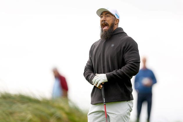 2026 Amgen Irish Open - Pro-Am, Trump International Golf Links, Doonbeg 9 9 2026 Connacht™s Bundee Aki reacts after teeing off the second Bundee Aki reacts after teeing off the second 9 9 2026  Copyright: xx BB3_6566