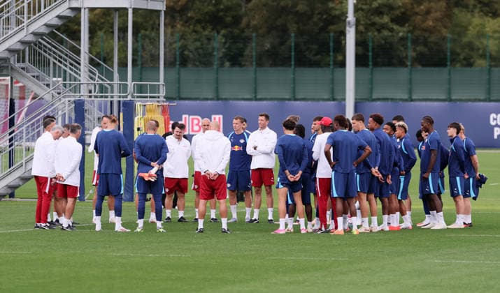 RB Leipzig Training: Champions League Matchday 1, Leipzig, September 9, 2026, Red Bull Academy, Soccer, Champions League, Matchday 1, RB Leipzig, Final training session before the away game in Como, Pictured: Players in a circle, For editorial use only, Picture Point
