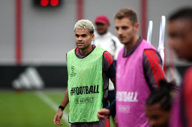 Soccer, Men s, Champions League, 2026–2027 Season, FC Bayern Munich, Final Training Session: Luis Diaz of FC Bayern Munich Wearing a Training Jersey, Head, Upper Body