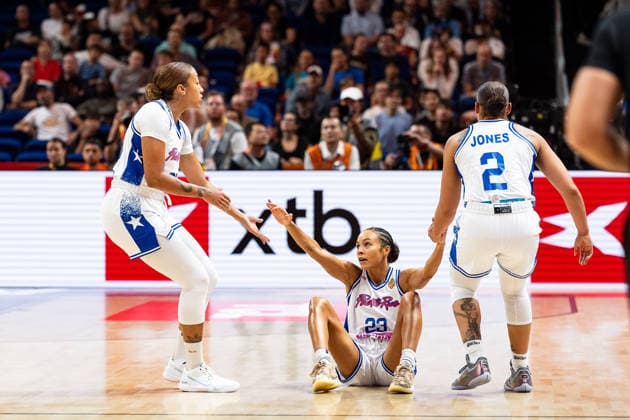 Trinity San Antonio (Puerto Rico), 23, on the floor; Arella Guirantes (Puerto Rico), 22; and Brianna Jones (Puerto Rico), 02, helping out, GER, Puerto Rico vs. China, Basketball, 2026 FIBA Women’s World Cup, Quarterfinal Qualifier, September 9, 2026, GER, Puerto Rico vs. China, Basketball, 2026 FIBA Women’s World Cup, Qualification for the quarterfinals, September 9, 2026, Berlin Copyright: xEibner-Pressefoto MaxxVincenx EP_MVN