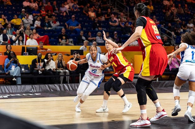 Arella Guirantes (Puerto Rico), No. 22, dribbling; Saiqi Jia (China), No. 31; GER; Puerto Rico vs. China; basketball; 2026 FIBA Women’s World Cup; quarterfinal qualifier; September 9, 2026, GER, Puerto Rico vs. China, Basketball, 2026 FIBA Women’s World Cup, Qualification for the Quarterfinals, September 9, 2026, Berlin Copyright: xEibner-Pressefoto MaxxVincenx EP_MVN