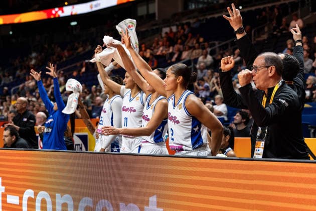 Puerto Rico Bank celebrates; Trinity San Antonio (Puerto Rico), 23; Sofia Roma (Puerto Rico), 11; Brianna Jones (Puerto Rico), 02; GER; Puerto Rico vs. China; Basketball; 2026 FIBA Women’s World Cup; Quarterfinal Qualifier; September 9, 2026 GER, Puerto Rico vs. China, Basketball, 2026 FIBA Women’s World Cup, Qualification for the quarterfinals, September 9, 2026 Berlin Copyright: xEibner-Pressefoto MaxxVincenx EP_MVN