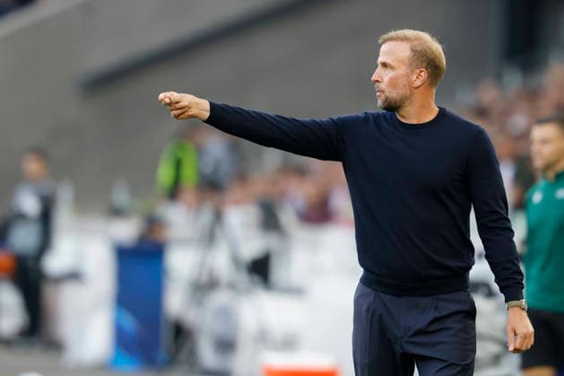 From left to right: Coach Sebastian Hoeneß of VfB Stuttgart, in action during the UEFA Champions League match between VfB Stuttgart and Viking FK at the MHP Arena in Stuttgart, Germany, on September 9, 2026, Stuttgart, Germany, on September 9, 2026 Copyright: HMBxMedia xHeikoxBecker