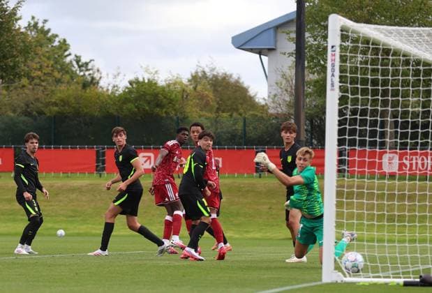 UEFA Youth League - Liverpool U18 v Atletico Madrid U18 LIVERPOOL, ENGLAND, SEPTEMBER 9: GOAL 1-0, Mor Talla Ndiaye of Liverpool scores a goal to put Liverpool U18 1-0 ahead during The UEFA Youth League match between Liverpool U18 v Atletico Madrid U18 at Liverpool FC Academy Ground, Liverpool, England, on September 9. (Photo by Daniel Weir) Liverpool Liverpool Academy Ground England Copyright: xDanielxWeir SportsxPressxPhotox Sportspressphoto_SPR226798