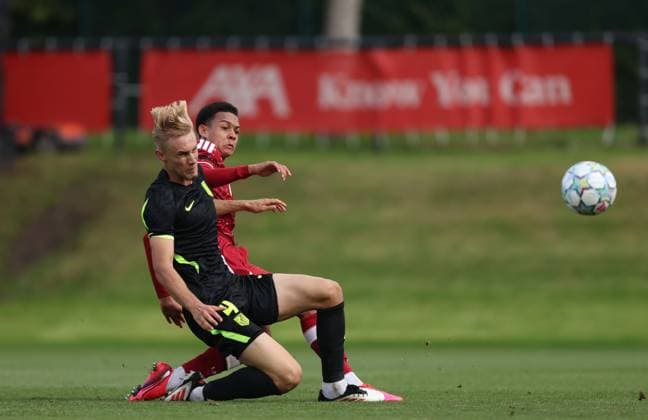 UEFA Youth League - Liverpool U18 v Atletico Madrid U18 LIVERPOOL, ENGLAND, SEPTEMBER 9: GOAL 2-0, Josh Sonni-Lambie of Liverpool scores a goal to put Liverpool U18 2-0 ahead during The UEFA Youth League match between Liverpool U18 v Atletico Madrid U18 at Liverpool FC Academy Ground, Liverpool, England, on September 9. (Photo by Daniel Weir) Liverpool Liverpool Academy Ground England Copyright: xDanielxWeir SportsxPressxPhotox Sportspressphoto_SPR226806