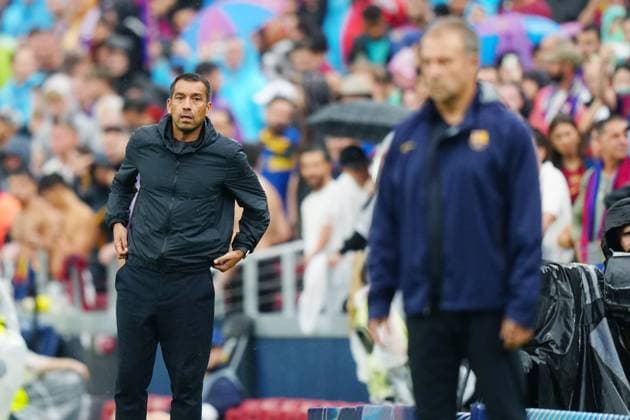 BARCELONA , 09-09-2026 , Spotify Camp Nou , season 2026 2027 , UEFA Champions League football , match between FC Barcelona, Barca and Feyenoord Rotterdam , picture shows Feyenoord coach Giovanni van Bronckhorst Barcelona - Feyenoord  x206777244x Copyright: