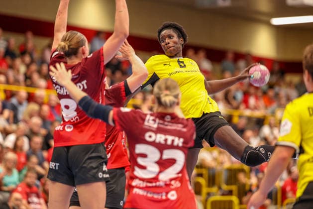 Handball, Women, HBF, HSG Bensheim Auerbach Flames v Borussia Dortmund