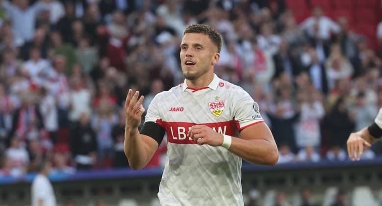 Stuttgart, Soccer, UEFA Champions League, VfB Stuttgart vs. Viking Stavanger, Ermedin Demirovic celebrates after scoring his third goal for VfB
