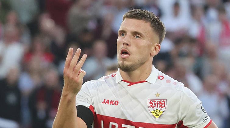 Stuttgart, Soccer, UEFA Champions League, VfB Stuttgart vs. Viking Stavanger, Ermedin Demirovic celebrates after scoring his third goal for VfB
