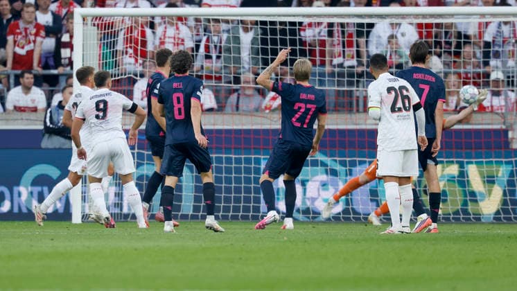 From left to right: Ermedin Demirovic of VfB Stuttgart scores the goal to make it 3–1 and celebrates during the UEFA Champions League match between VfB Stuttgart and Viking FK at the MHP Arena, Stuttgart, Germany, on September 9, 2026; in action during the UEFA Champions League match between VfB Stuttgart and Viking FK at the MHP Arena, Stuttgart, Germany, on September 9, 2026 Copyright: HMBxMedia xHeikoxBecker