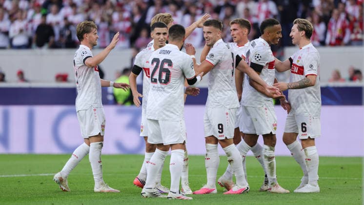 Stuttgart, Soccer, UEFA Champions League, VfB Stuttgart vs. Viking Stavanger; the players celebrate VfB s 3-1 goal by Ermedin Demirovic