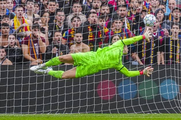 BARCELONA - Feyenoord goalkeeper Tjark Ernst during the UEFA Champions League match between FC Barcelona, Barca and Feyenoord at the Spotify Camp Nou on September 9, 2026 in Barcelona, Spain. GEERT VAN ERVEN ANP UEFA Champions League 2026 27 xVIxANPxSportx xMarcelxterxBalsxIVx 567770857 originalFilename: 567770857.jpg