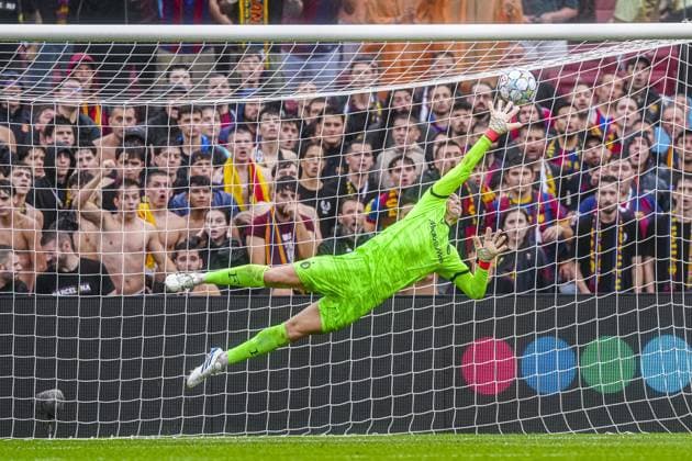 BARCELONA - Feyenoord goalkeeper Tjark Ernst during the UEFA Champions League match between FC Barcelona, Barca and Feyenoord at the Spotify Camp Nou on September 9, 2026 in Barcelona, Spain. GEERT VAN ERVEN ANP UEFA Champions League 2026 27 xVIxANPxSportx xMarcelxterxBalsxIVx 567770860 originalFilename: 567770860.jpg
